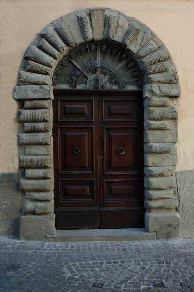 palazzopagliariportone01big